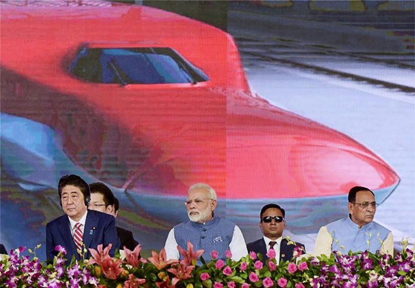 pm modi, shinzo abe, japan pm, abe in gujarat, shinzo abe pics, modi pics, shinzo abe photos, shinzo abe images, japanese prime minister, japan pm gujarat visit, modi pics, bullet train photos, indian express