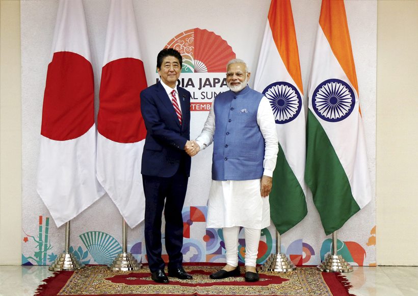 pm modi, shinzo abe, japan pm, abe in gujarat, shinzo abe pics, modi pics, shinzo abe photos, shinzo abe images, japanese prime minister, japan pm gujarat visit, modi pics, bullet train photos, indian express