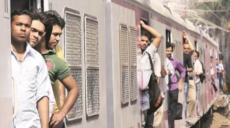 mumbai local train, bandra, woman attacked, mumbai, train commuters, indian express, express online, india news