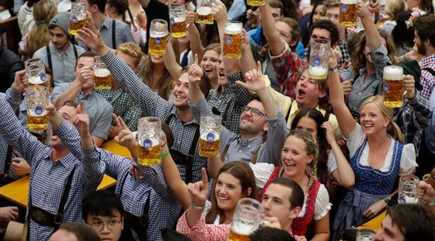 Oktoberfest 2017 The German Beer Festival Has More To It Than Just 5971