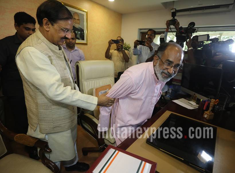 cabinet reshuffle photos, taking charge photo, cabinet reshuffle, mahesh sharma, hardeep singh puri, hardip singh purim, Alphons Kannanthanam, modi government, modi cabinet, indian express, india news,