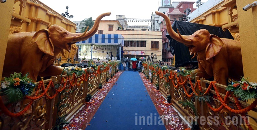durga puja, durga puja 2017, kolkata durga puja, durga puja themes, durga puja unique theme, 2017 durga puja photos, bengal durga puja photos, durga pujo images, durga puja celebrations,