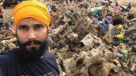 randeep hooda, beach clean up, randeep hooda beach clean up, randeep hooda beach clean up pics,