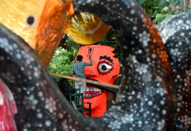 Dussehra, Vijayadashami, Ravana dahan, Ravana Effigies, Dasara, Navratri, Durga puja, Navratri festivals, Navratri days, Navratri night, Navratri Garba night, Navratri dress, Navratri costume, Indian festivals, Indian festivals season, Hindu culture, Hindi religion, Indian express, Indian express news