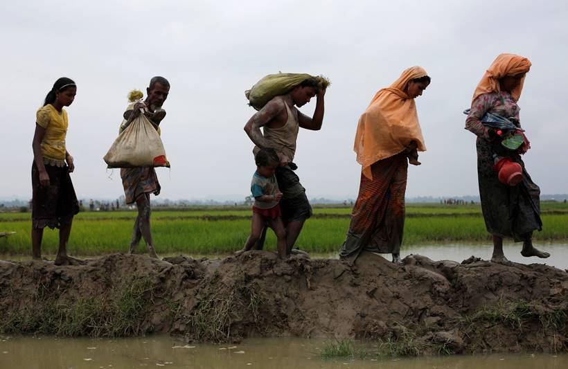 Rohingya muslims, myanmar, rakhine state, bangladesh, rohingya refugee pics, rohingya images, rohingya photos, latest photos from rohingya, rakhine conflict, rohingya muslim photo, myanmar genocide photos, indian express