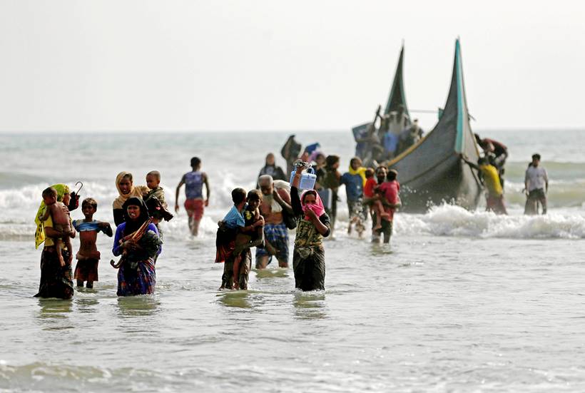 Rohingya muslims, myanmar, rakhine state, bangladesh, rohingya refugee pics, rohingya images, rohingya photos, latest photos from rohingya, rakhine conflict, rohingya muslim photo, myanmar genocide photos, indian express