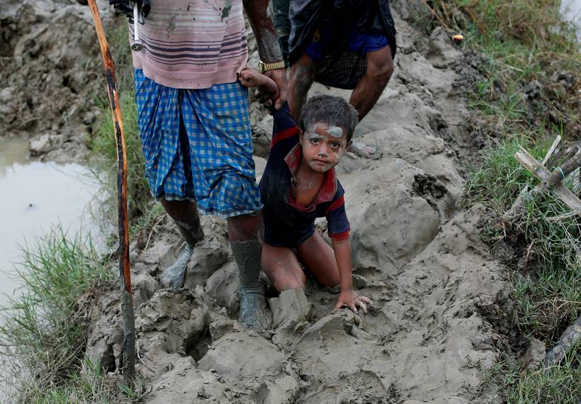 Rohingya muslims, myanmar, rakhine state, bangladesh, rohingya refugee pics, rohingya images, rohingya photos, latest photos from rohingya, rakhine conflict, rohingya muslim photo, myanmar genocide photos, indian express