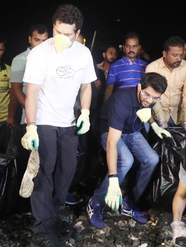Sachin tendulkar, arjun tendulkar, aditya thackeray, swachh bharat week, swachh bharat campaign, Bandra Fort, mumbai, indian express