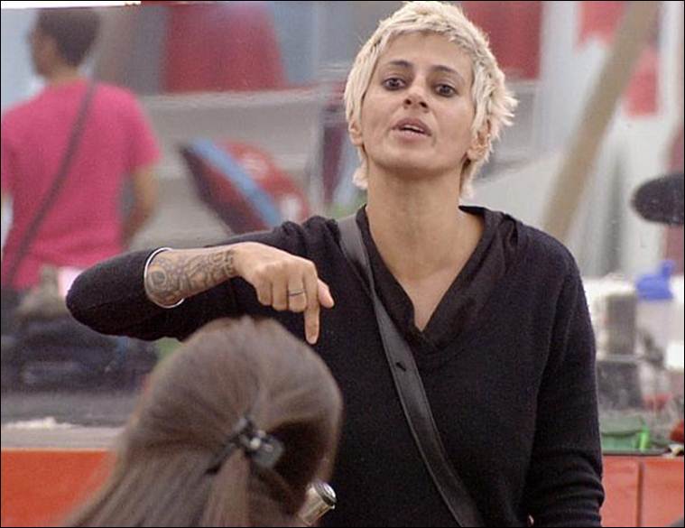 bigg boss, bigg boss 11, salman khan, bigg boss controversies, salmna khan fights bigg boss,