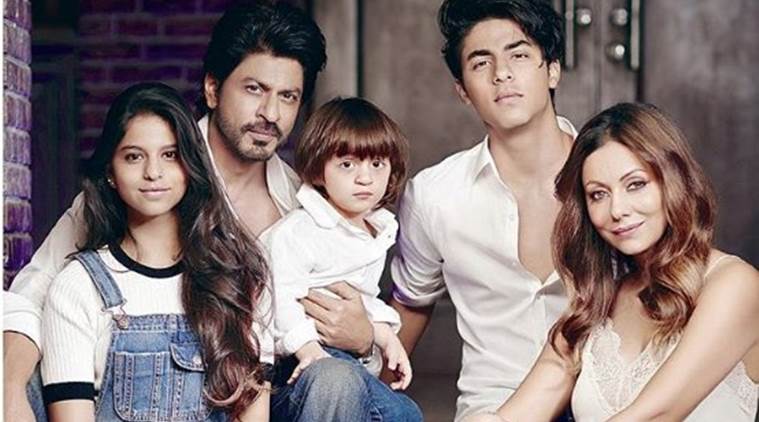 shah rukh khan, gauri khan, suhana khan, abram khan, aryan khan