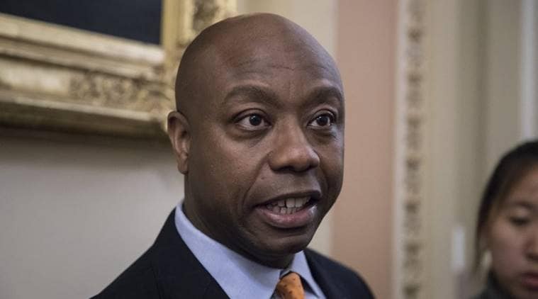 trump comments charlottesvile violence, charlottesvile violence tim scott, trump meet tim scott charlottesvile violence, world news, indian express news