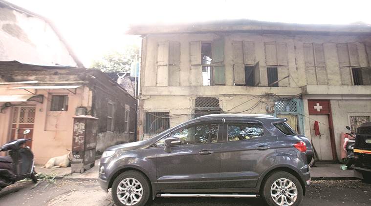 pune cantt board, pcb, pune building survey, ghatkopar building collapse, pune news, unsafe building structure pune, indian express