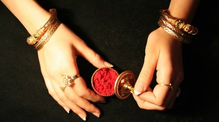 sindoor bad for babies, harmful effects of sindoor, bad effects of using sindoor, Indian express, Indian express news