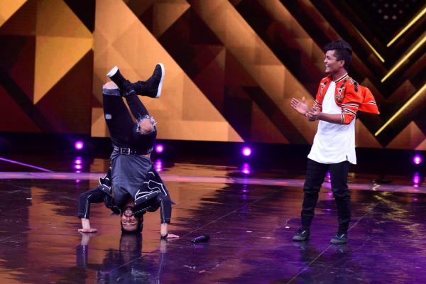 varun dhawan, dance plus 3, dance plus finale, varun dhawan dance plus, judwaa 2 dance plus finale, taapsee dance plus, jacqueline fernandez,