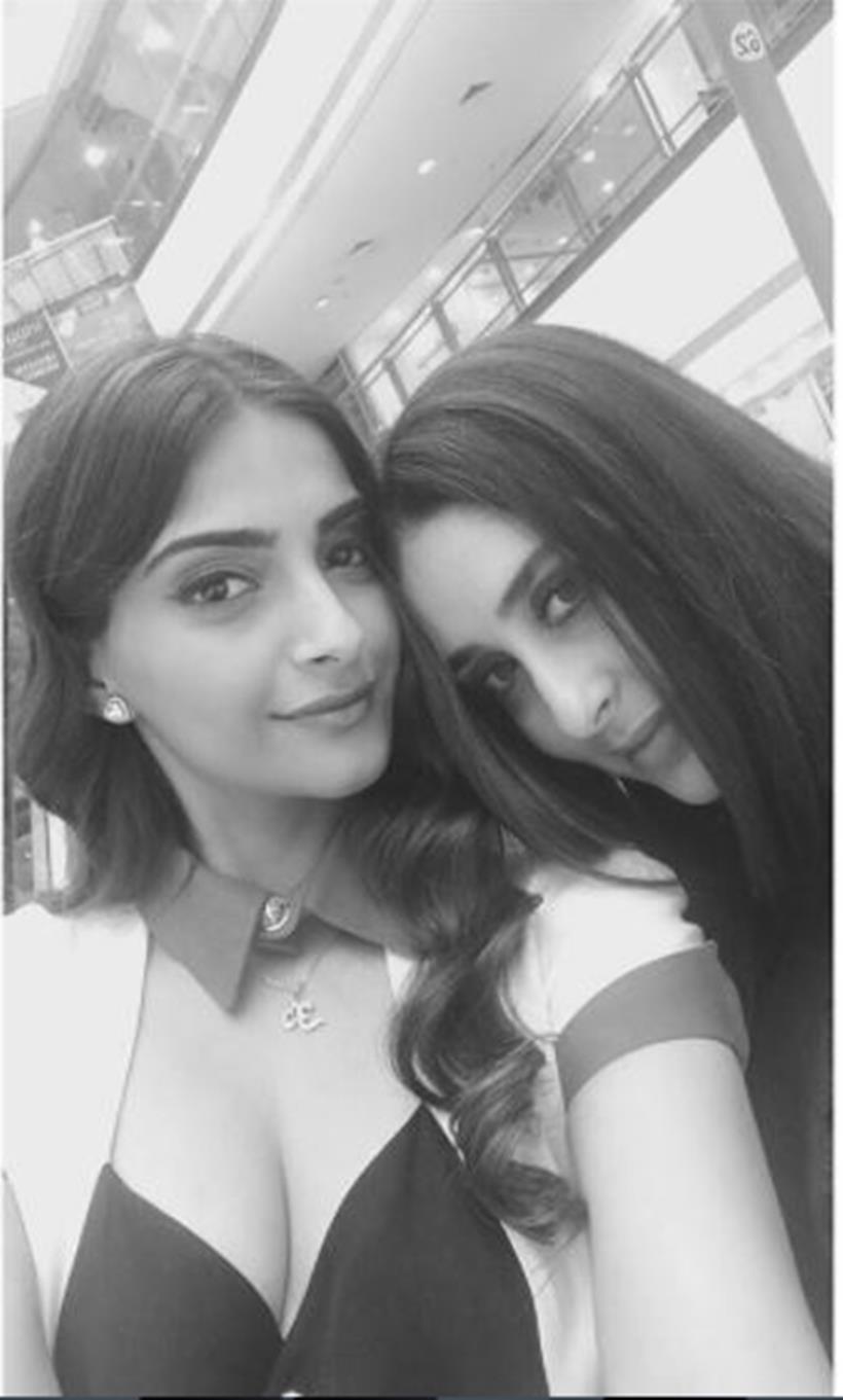 Kareena Kapoor Khan, Sonam Kapoor,Kareena Kapoor Khan pics, Sonam Kapoor pics, Kareena Kapoor Khan Sonam Kapoor,