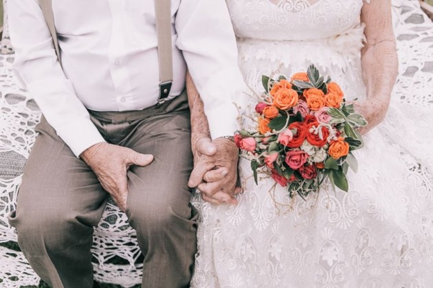 wedding photoshoot after 60 years, wedding photoshoot, couple photographer after 60 years, Indian express, Indian express news