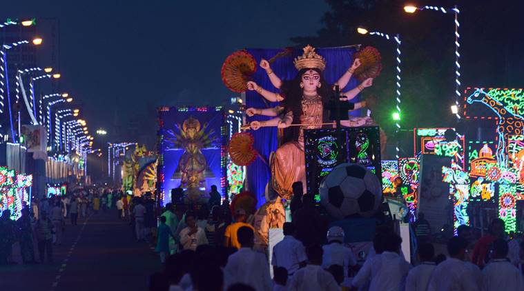 Durga Puja 2017: Kolkata’s pujo ends with a grand carnival | Lifestyle ...