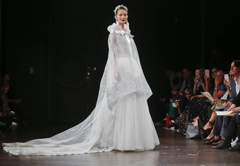 Naeem Khan, Naeem Khan latest designs, Naeem Khan bridal designs, Naeem Khan New York fashion, Naeem Khan veils fashion, Naeem Khan bridal veils, indian express, indian express news