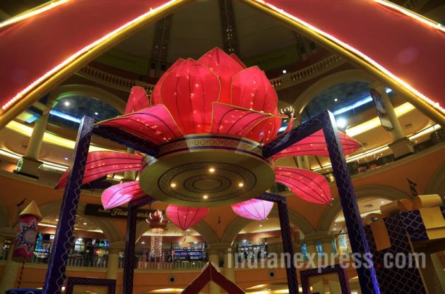 Diwali 2017, Deepawali 2017, Diwali celebration, Deepawali celebration, Dhanteras, Narak Chaturdasi, Bhai Dooj, Indian express, Indian express news