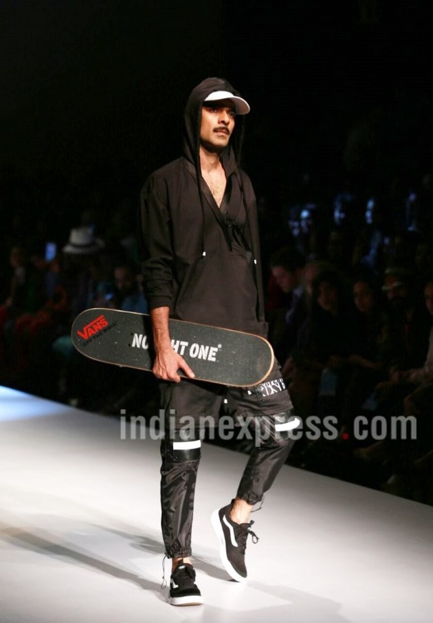Divya kumar Khosla, aifw, AIFW Spring- Summer 2018, Sulakashna Monga, Charu Parashar, Amazon India fashion week, indian express, indian express news