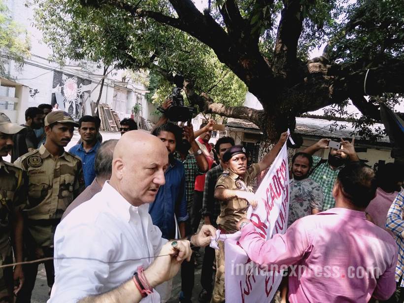 Anupam Kher, anupam kher at ftii, new ftii chairman, ftii pune, anupan kher ftii photos, FTII kher pics, FTII chief Anupam Kher images, FTII controversy, FTII campus, indian express