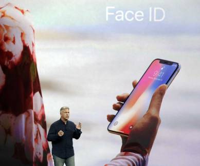 Apple, Apple iPhone, Apple iPhone X, iPhone X launch, iPhone X pre-orders, iPhone X FaceID, FaceID feature, facial recognition, facial scan, privacy issues, personal data, 3D facial scan, surveillance technology, biometric database, passcode, security code unlock, Apple debate, Apple legal battles, Apple news