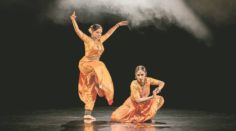 Bharatanatyam - classical Indian dance – Stock Editorial Photo ©  DmitryRukhlenko #45096017