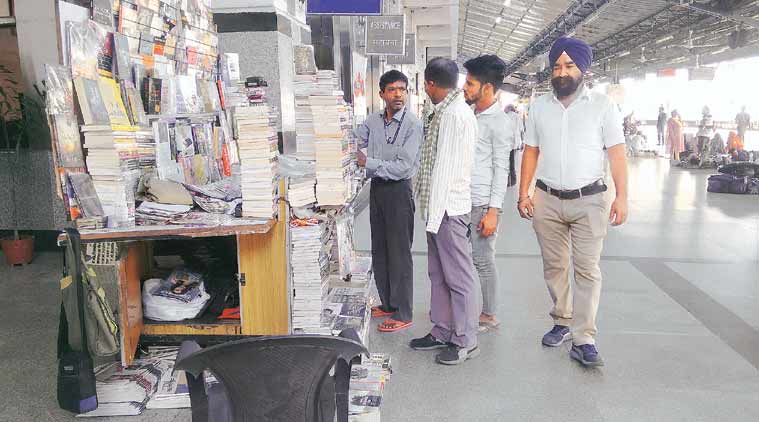 Delhi Hazrat Nizamuddin, Hazrat Nizamuddi, Hazrat Nizamuddin railway station, indian railways, railway stations in india, book stalls in railway station, rail ticket booking, IRCTC, Manohar Kahaniyan magazines,Ved Prakash Sharma, Durjoy Dutta, Amish Tripathi, Chetan Bhagat, Piyush Goyal, Indian express