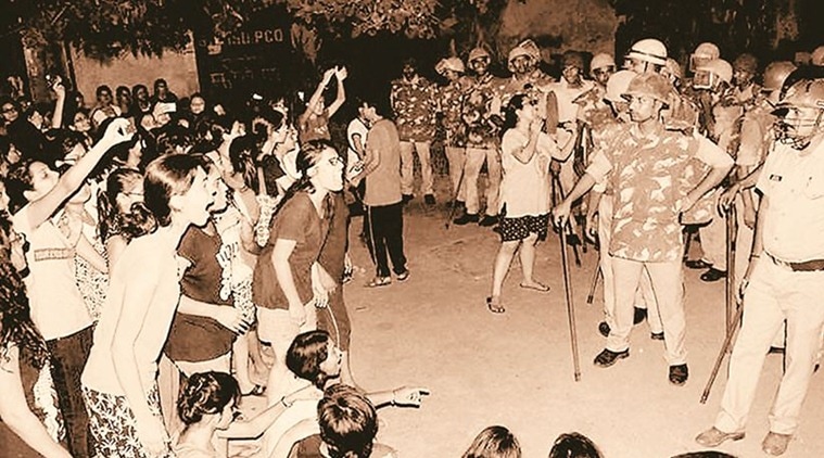 BHU, Banaras Hindu University, BHU violence, BHU lathicharge, bhu female students protest, BHU lathicharge, Benaras Hindu University, yogi adityanath, bhu students beaten, indian express news