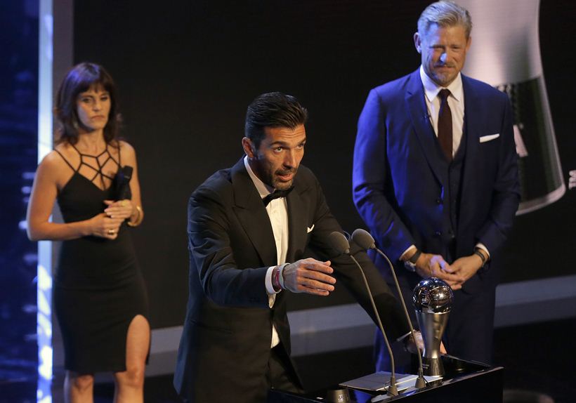 Cristiano Ronaldo, FIFA Best player award, Buffon, Zinedine Zidane, FIFA World XI, FIFA Awards photos, Ronaldo FIFA best player 2017, Football news, indian Express