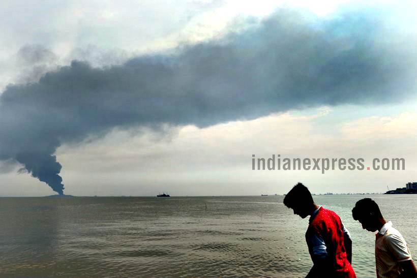 butcher island fire photos, mumbai butcher island, oil tanker fire mumbai, butcher island images, butcher island fire pics, mumbai latest news, indian express