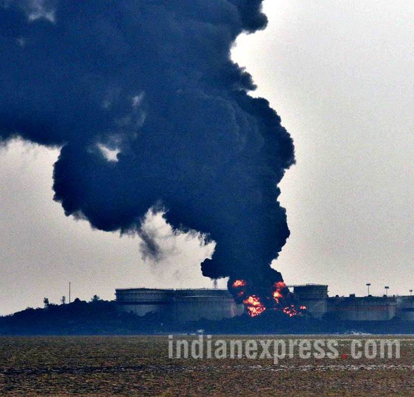butcher island fire photos, mumbai butcher island, oil tanker fire mumbai, butcher island images, butcher island fire pics, mumbai latest news, indian express