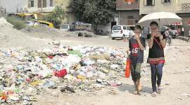 EDMC, East Delhi Municipal Corporation, Garbage, Cleanliness, Delhi garbage woes, cleanliness issues, labour unions, Delhi Municipal Corporatiopn, payment of cleaning workers, City News, Delhi News, Indian Express