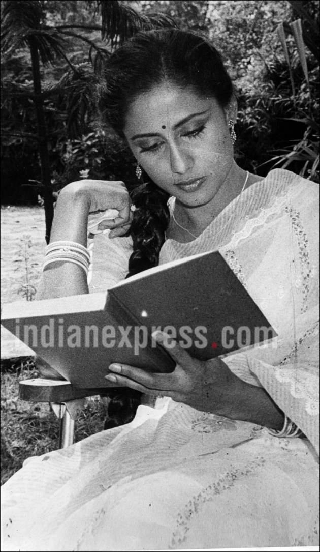 smita patil, smita patil photos, smita patil date of birth, smita patil death date, smita patil shyam benegal