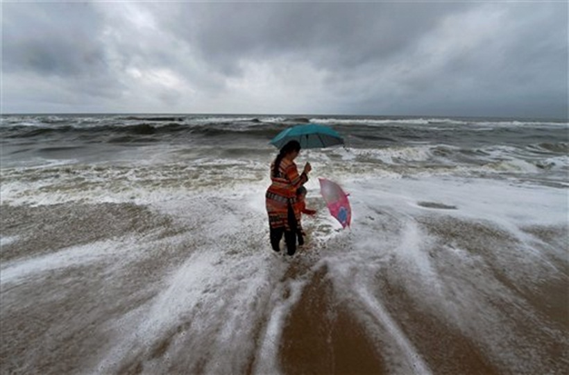 Chennai Rains Heavy Showers Halt Traffic In City Inundate Many Areas