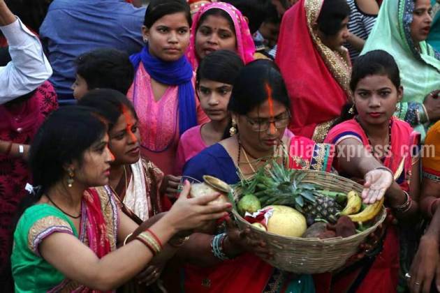 chhath puja photos, Chhath puja images, Chhath puja 2017 pictures, chhat puja bihar, bihar chat pooja pics, chhath puja, chat puja, chhath pooja images, when is chhat 2017, chhath puja dates, significance of chhath pooja, Indian express, Indian express photos