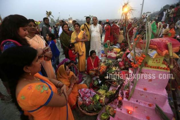 chhath puja photos, Chhath puja images, Chhath puja 2017 pictures, chhat puja bihar, bihar chat pooja pics, chhath puja, chat puja, chhath pooja images, when is chhat 2017, chhath puja dates, significance of chhath pooja, Indian express, Indian express photos
