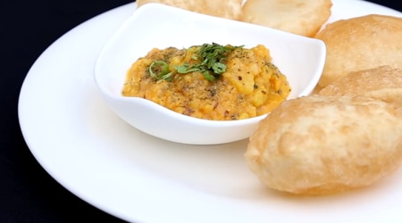 breakfast recipes, health breakfast recipes, club kachori, aloo ki sabzi, aloo recipes, indian express, indian express news