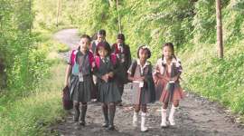 Darjeeling, Darjeeling strike, Darjeeling violence, Darjeeling protests, Darjeeling agitation, Darjeeling bandh, Gorkhaland, Gorkhaland demand, Gorkhaland protest, Gorkha Janmukti Morcha, GJM protests, Binay Tamang, Binay Tamang protests, West Bengal, Mamata Banerjee, GJM chief Bimal Gurung, GTA board, gjm, gjm ends strike, gjm ends shutdown, gorkha janmukti morca, darjeeling, rajnath singh, gjm, india news, indian express news, latest news