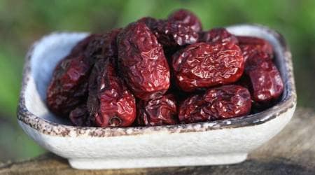 diwali, diwali 2017, diwali mithais, diwali sweet recipes, date recipes, diwali celebrations, diwali foods, diwali sweets, indian epxress, indian express