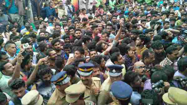 dileep fans, dileep news, dileep bail plea