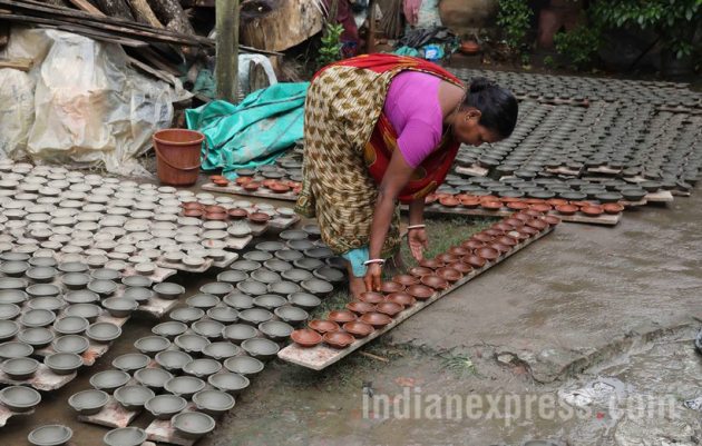 Diwali 2017, Deepawali 2017, Diwali celebration, Deepawali celebration, Dhanteras, Narak Chaturdasi, Bhai Dooj, Indian express, Indian express news