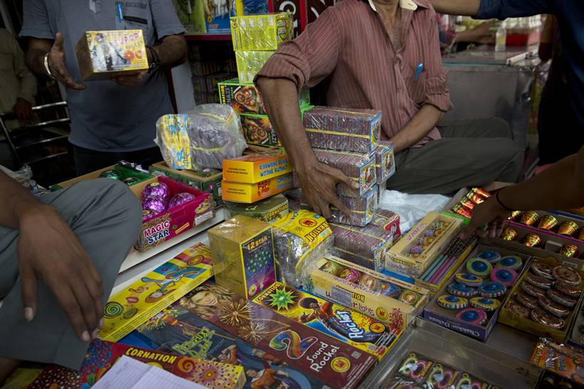 ban on Firecrackers, ban on Sale of Firecrackers, Delhi-NCR ban on Firecracker, Supreme Court ban on firecracker, ban on sale firecrackers, Diwali without firecrackers, Delhi news, India news, National news, Latest news