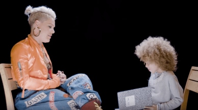 Singer Pink, Pop singer pink, Pink interview, Pink interview with a 5-year-old kid, W Magazine interview, W Magazine pink interview, social media viral, viral videos, Indian express, Indian express news