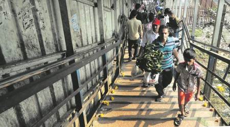 Foot overbridge closed at Kandivali station, mumbai city news, mumbai foot overbridge closed, kandivali station