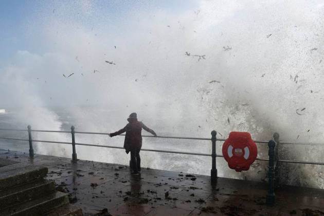 Hurricane Ophelia, Ophelia, Ophelia hurricane, britain, Britain hurricane, Ireland Hurricane, Ophelia effects, London weather, Ophelia hurricane photos, Ophelia photos, World news, Indian express news