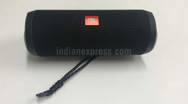 grådig Pioner menu JBL Flip 4 review: Just buy it for the audio quality, the rest are just  perks | Technology News - The Indian Express