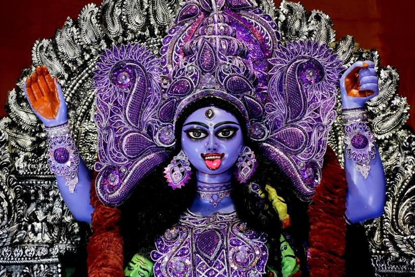 kali puja, kali puja photos, kali puja images, diwali photos, deepavali photos, diwali kali puja, kolkata kali puja, brngal kali puja photos, kalighat kali, dakshineswar kali temple, indian festivals, indian express