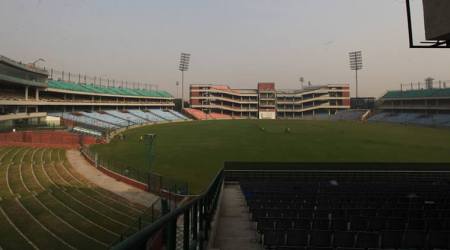 india vs australia, ind vs aus, ind vs aus 5th odi, india vs australia 5th odi, kotla, feroz shah kotla, dew, kotla dew, kotla weather, dew 5th odi, cricket news, sports news, indian express