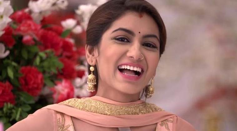 Kumkum Bhagya 24 October 2017 full episode written update: Abhi returns  from his concert with a gift for Pragya | Entertainment News,The Indian  Express